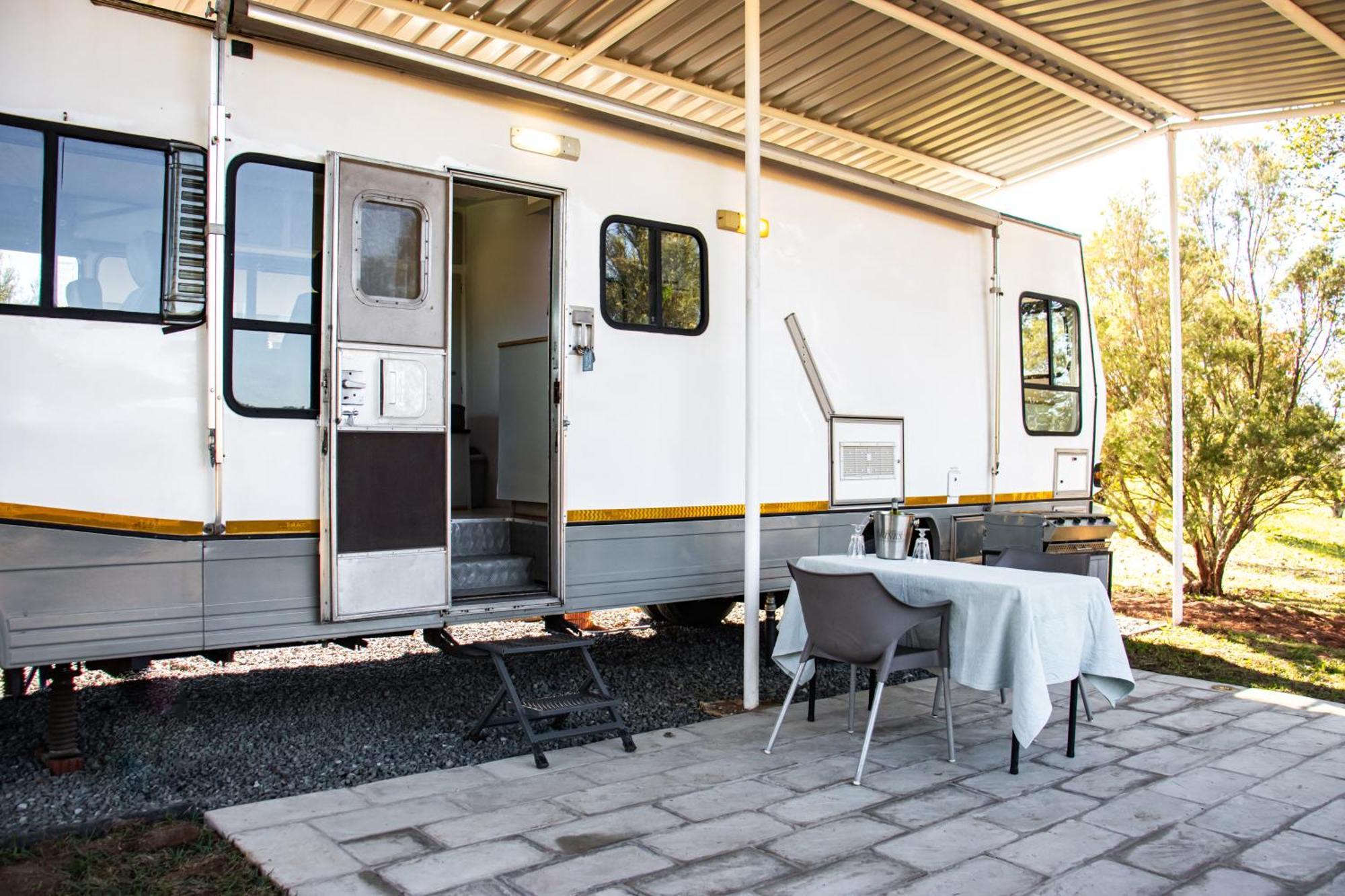 Tranquility Farmstays Уинтертон Экстерьер фото