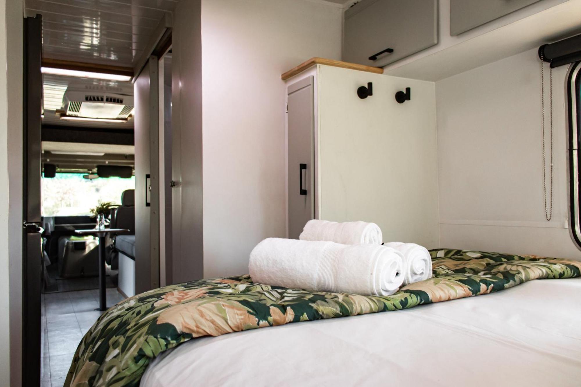Tranquility Farmstays Уинтертон Экстерьер фото